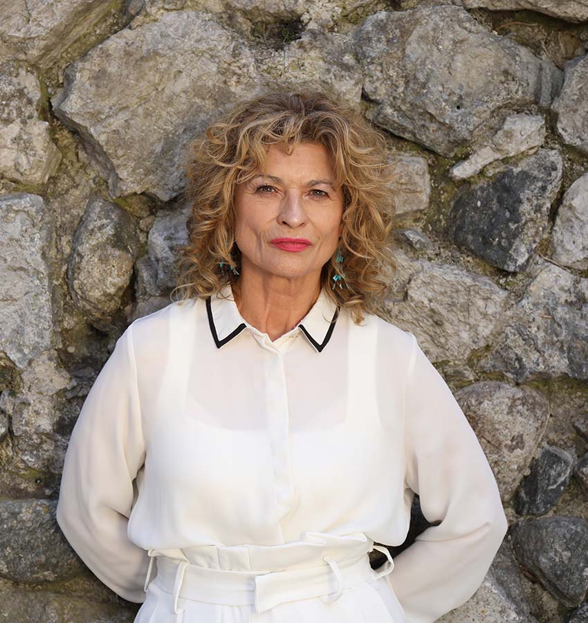 A Review by Gabrielle Scharnitzky Mount Med Resort